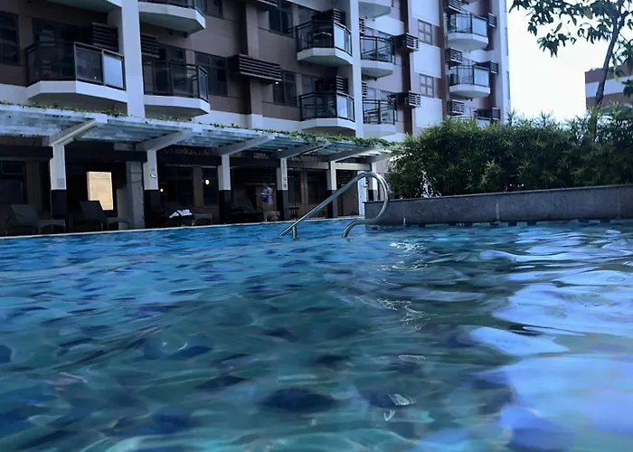 Aparthotel Modern 1 Bedroom Near Airport, Moa, Picc, Star City, Okada With Fast Wifi & Netflix Free Pool Access Manila
