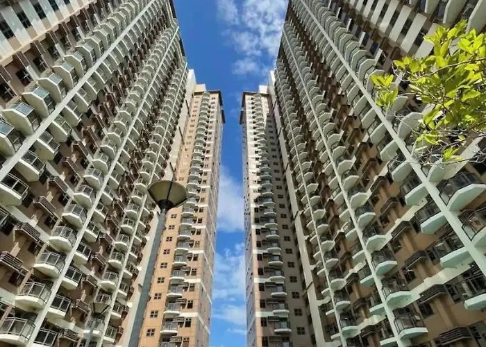 Aparthotel Modern 1 Bedroom Near Airport, Moa, Picc, Star City, Okada With Fast Wifi & Netflix Free Pool Access Manila