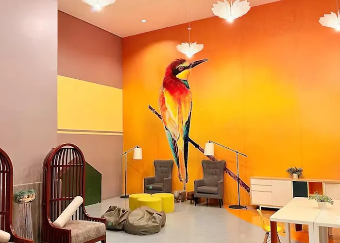 Modern 1 Bedroom Near Airport, Moa, Picc, Star City, Okada With Fast Wifi & Netflix Free Pool Access Aparthotel