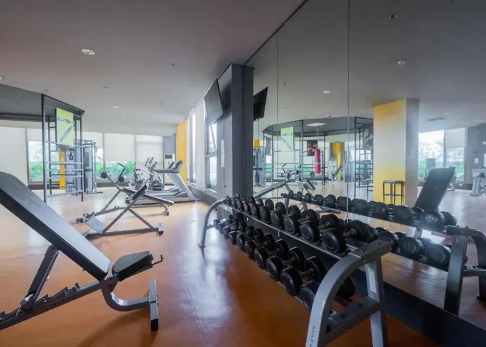 Modern 1 Bedroom Near Airport, Moa, Picc, Star City, Okada With Fast Wifi & Netflix Free Pool Access 3* Manila