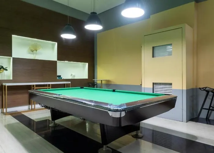Modern 1 Bedroom Near Airport, Moa, Picc, Star City, Okada With Fast Wifi & Netflix Free Pool Access 3* Manila