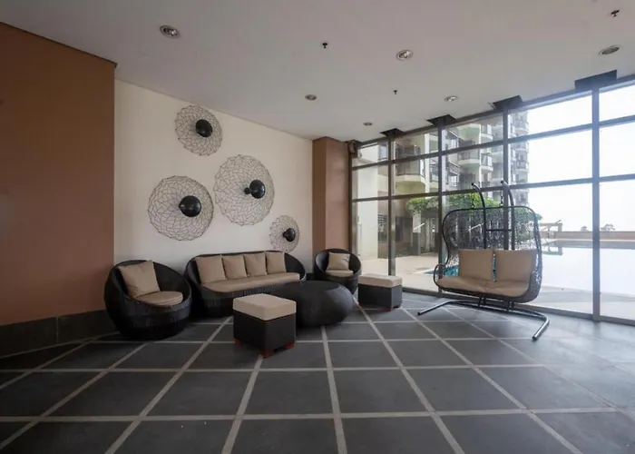 Modern 1 Bedroom Near Airport, Moa, Picc, Star City, Okada With Fast Wifi & Netflix Free Pool Access Aparthotel