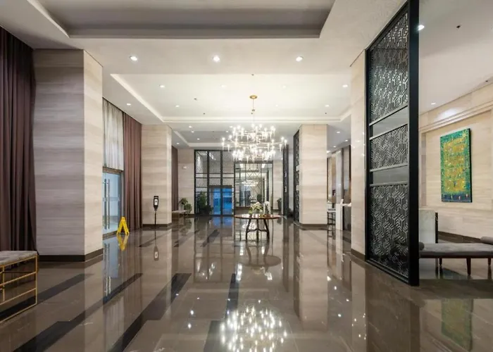 Modern 1 Bedroom Near Airport, Moa, Picc, Star City, Okada With Fast Wifi & Netflix Free Pool Access