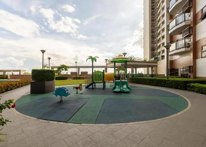 Aparthotel Modern 1 Bedroom Near Airport, Moa, Picc, Star City, Okada With Fast Wifi & Netflix Free Pool Access